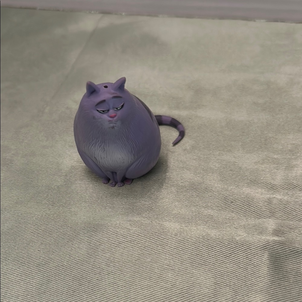 Purple Action Figure with Round Shape and Smooth Finish - Picture 1 of 4